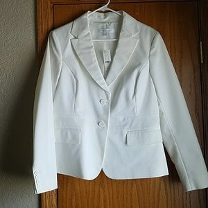 NWT! White jacket from New York and Company